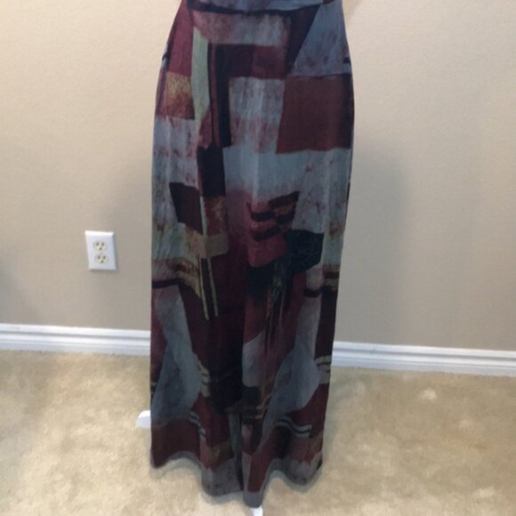 OLIVIA MATTHEWS Burgundy and Gray Patchwork Fit & Flare Maxi Dress-Size S - Picture 6 of 13
